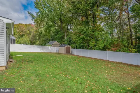 Exterior - 402 Tamara Cir, Newark, DE 19711 photo 3 of 3