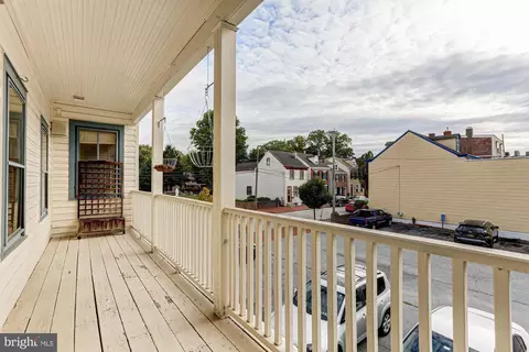 Exterior - 36 E Fifth St, New Castle, DE 19720 photo 13 of 14