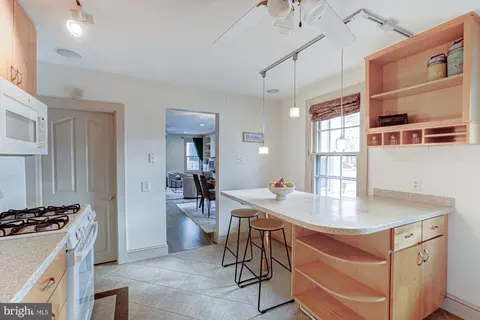 Kitchen - 36 E Fifth St, New Castle, DE 19720 photo 6 of 7