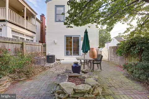 Exterior - 36 E Fifth St, New Castle, DE 19720 photo 10 of 14