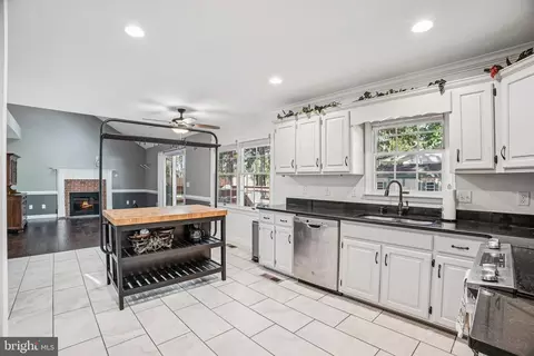 302 Edjil Dr, Newark, DE 19713 photo 10