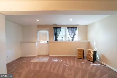 Living - 705 Naples Way, Bear, DE 19701 photo 2 of 2
