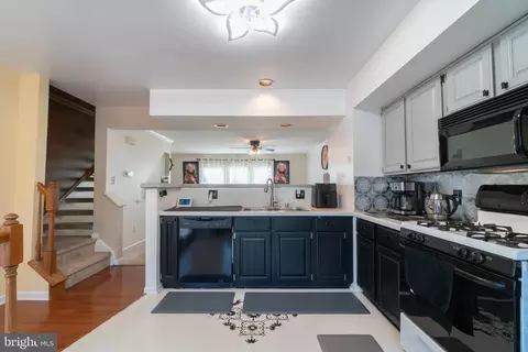 Entry Way - 705 Naples Way, Bear, DE 19701 photo 5 of 14