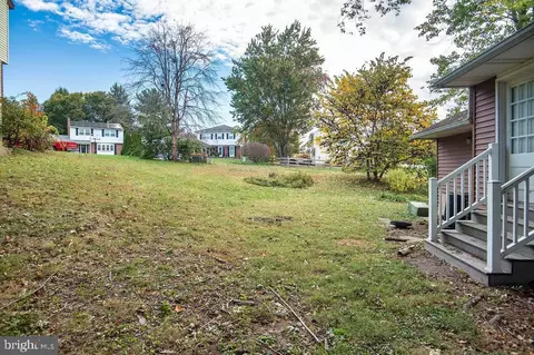 Exterior - 4 Vansant Rd, Newark, DE 19711 photo 5 of 5