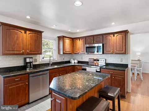 Kitchen - 15 Eaton Pl, Bear, DE 19701 photo 3 of 4