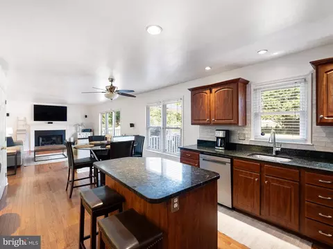 Kitchen - 15 Eaton Pl, Bear, DE 19701 photo 2 of 4