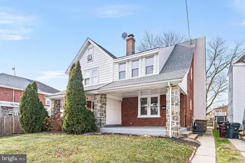 902 W 24th St, Wilmington, DE 19802