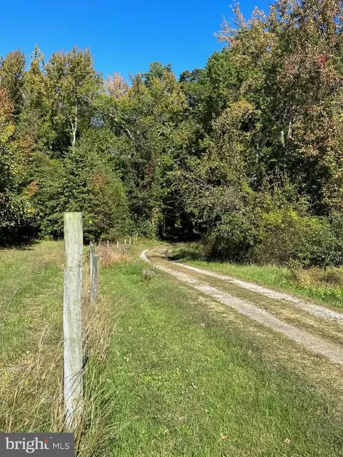 1038 Fieldsboro Rd, Townsend, DE 19734