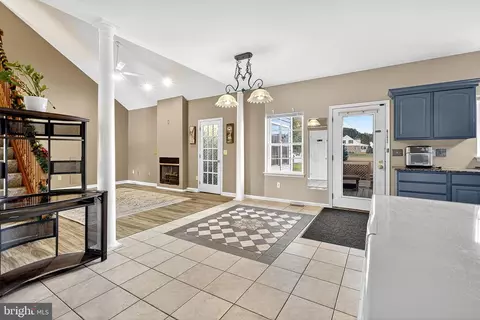 Entry Way - 501 Howell School Rd, Bear, DE 19701 photo 8 of 12