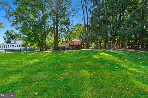 Exterior - 920 Sugar Pine Dr, Bear, DE 19701 photo 4 of 6