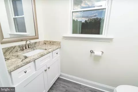 Entry Way - 308 Gray St, Townsend, DE 19734 photo 5 of 7