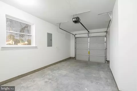 Entry Way - 308 Gray St, Townsend, DE 19734 photo 7 of 7
