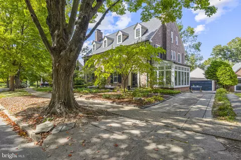 717 Blackshire Rd, Wilmington, DE 19805