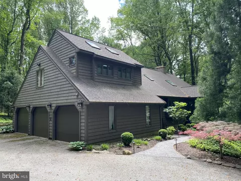 1825 Graves Rd, Hockessin, DE 19707