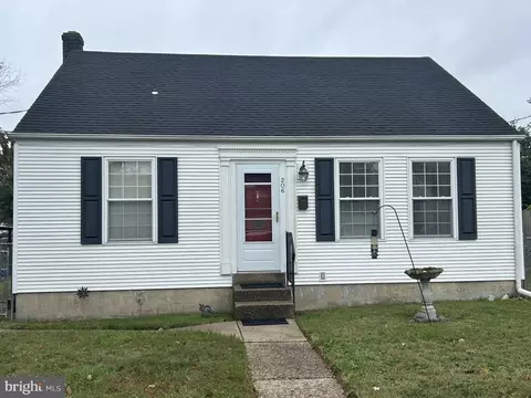 206 Olga Rd, Wilmington, DE 19805