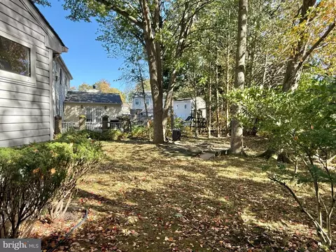 Exterior - 9 Advent Ct, Newark, DE 19713 photo 12 of 15