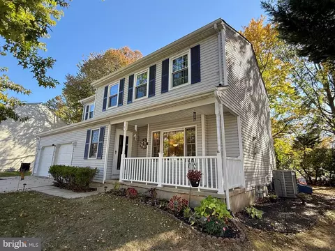 Exterior - 9 Advent Ct, Newark, DE 19713 photo 3 of 15