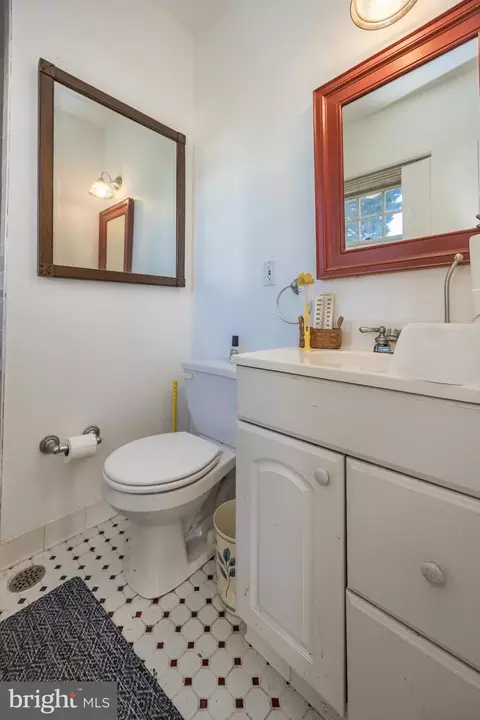 Bath - 12 E Cochran St, Middletown, DE 19709 photo 2 of 2