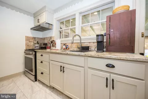 Kitchen - 12 E Cochran St, Middletown, DE 19709 photo 1 of 3