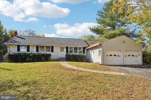 103 Churchmans Rd, New Castle, DE 19720
