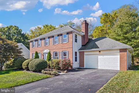 6 Shenandoah Dr, Newark, DE 19711