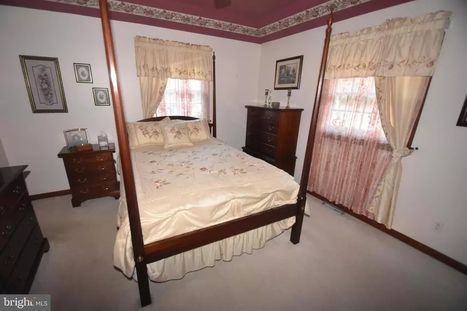 Bedroom - 27 Woodside Ln, Bear, DE 19701 photo 4 of 6