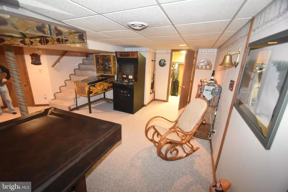 Entry Way - 27 Woodside Ln, Bear, DE 19701 photo 4 of 5