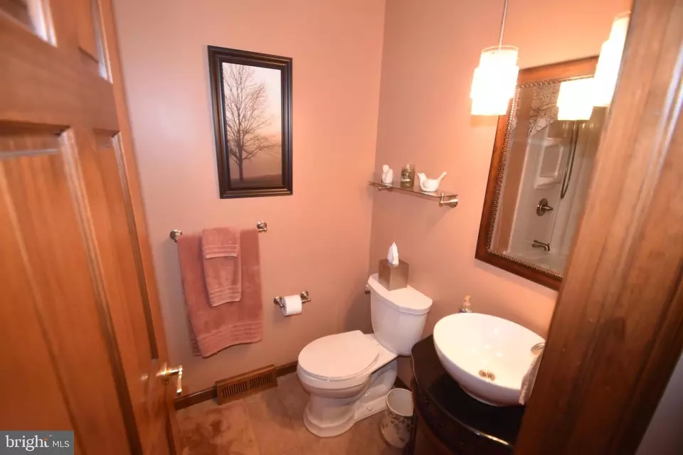 Bath - 27 Woodside Ln, Bear, DE 19701 photo 1 of 3