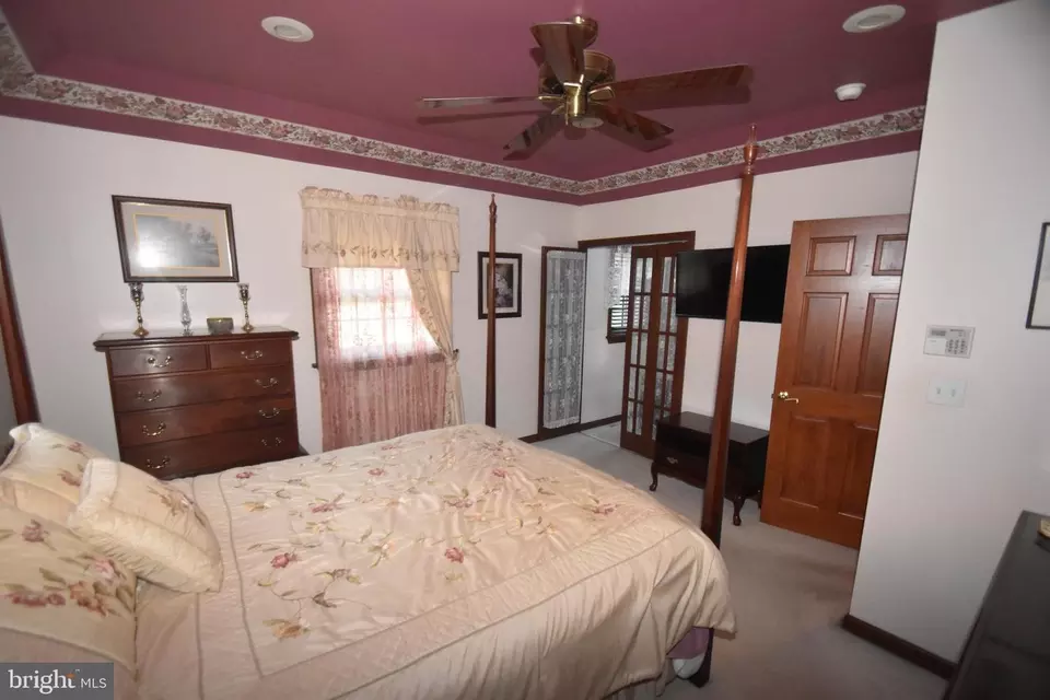 Bedroom - 27 Woodside Ln, Bear, DE 19701 photo 6 of 6