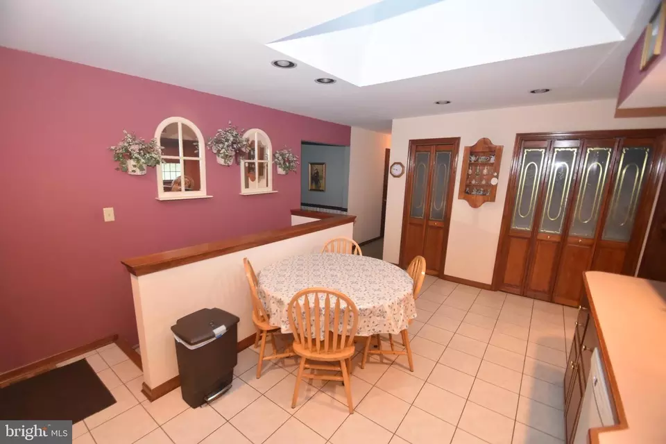 Entry Way - 27 Woodside Ln, Bear, DE 19701 photo 2 of 5