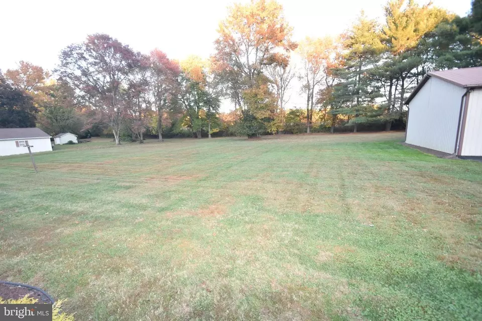 Exterior - 27 Woodside Ln, Bear, DE 19701 photo 6 of 10