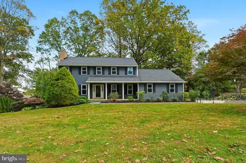 34 Cinnamon Dr, Hockessin, DE 19707