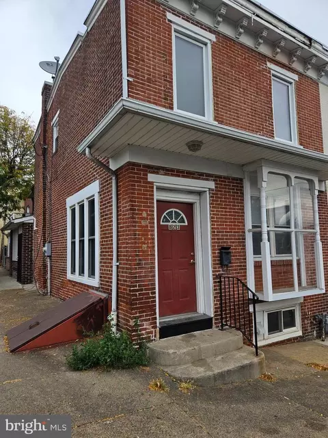 823 W 7th St, Wilmington, DE 19801