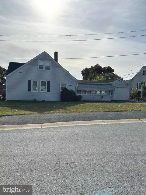 602 Erdman Rd, Wilmington, DE 19804