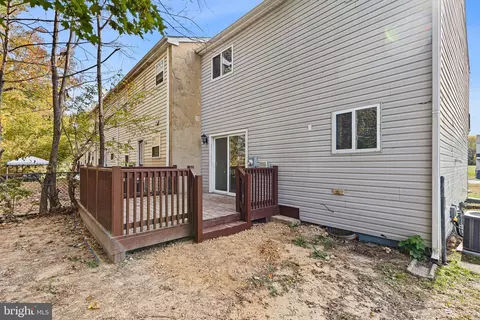 Exterior - 113 E Plover Dr, Newark, DE 19702 photo 4 of 4