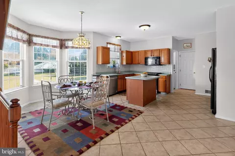 Kitchen - 78 Emerald Ridge Dr, Bear, DE 19701 photo 2 of 5