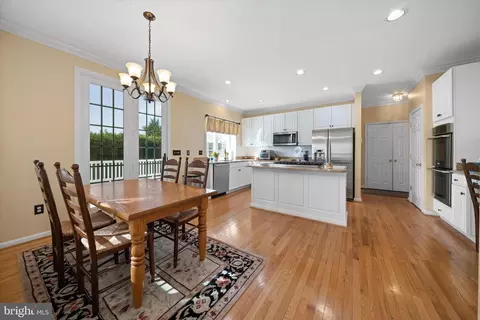 Kitchen - 7 Warbler Ct, Newark, DE 19711 photo 3 of 4