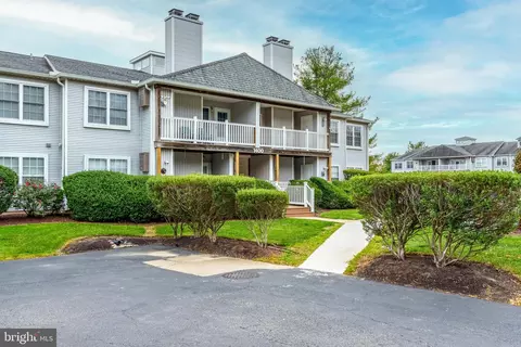 1404 Waters Edge Dr #164, Newark, DE 19702
