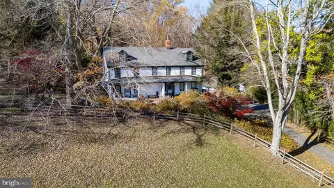 3934 Thompson Bridge Rd, Wilmington, DE 19803