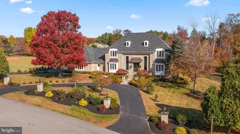 200 Dogwood Slope Rd, Wilmington, DE 19807