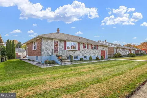 2124 Wrexham Rd, Wilmington, DE 19810