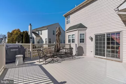 Exterior - 15 Moonlight Ct, Newark, DE 19702 photo 5 of 7
