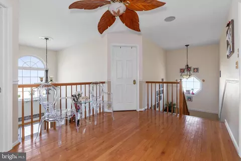 Entry Way - 15 Moonlight Ct, Newark, DE 19702 photo 8 of 14