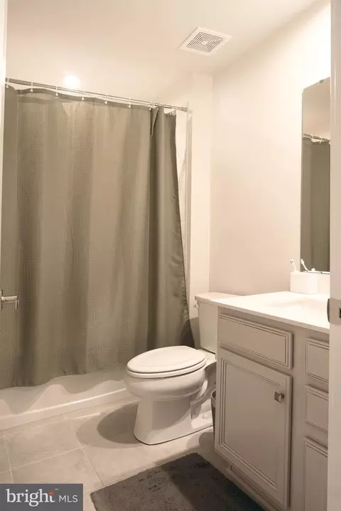 Bath - 369 Goodwick Dr, Middletown, DE 19709 photo 2 of 2