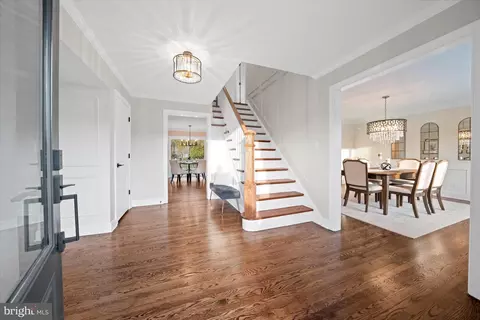 Entry Way - 3 Ashleaf Ct, Hockessin, DE 19707 photo 1 of 5