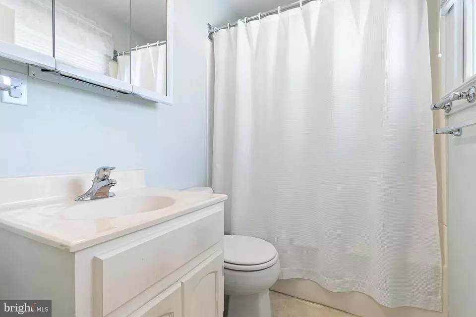 122 Rita Rd, New Castle, DE 19720 | MLS# DENC2092860 | 23 Photos - Movoto