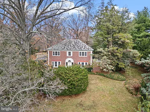 5 Blue Rock Rd, Wilmington, DE 19809