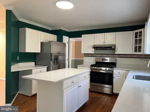 Kitchen - 52 Eaton Pl, Bear, DE 19701 photo 4 of 4