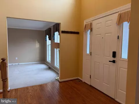 Entry Way - 52 Eaton Pl, Bear, DE 19701 photo 3 of 7