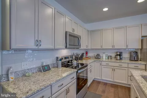Kitchen - 146 Grissom Dr, Bear, DE 19701 photo 1 of 3